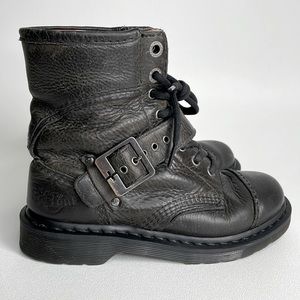 Dr.Marten’s Triumph 1460 Original lace up boots size 7 ladies